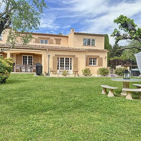 Sweet Family House *