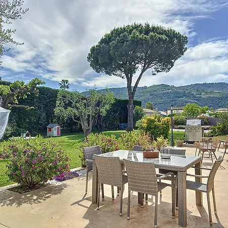 Sweet Family House La Roquette-sur-Siagne