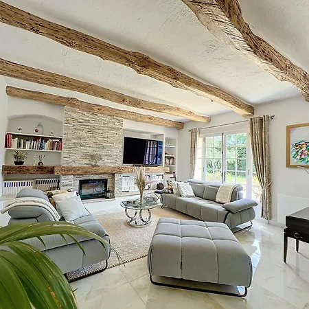 Sweet Family House *
